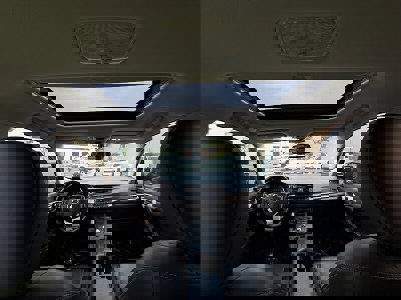 Used 2015 Lexus CT 200h image 50