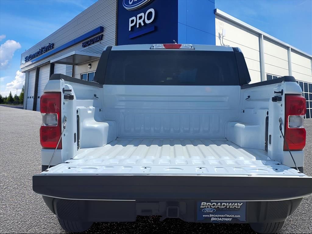 New 2025 Ford Maverick XL image 21