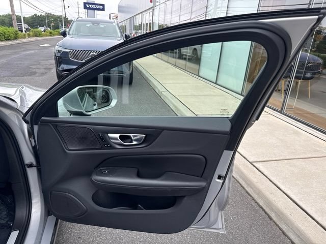 Used 2023 Volvo S60 B5 Ultimate w/ Climate Package AWD/4WD image 14