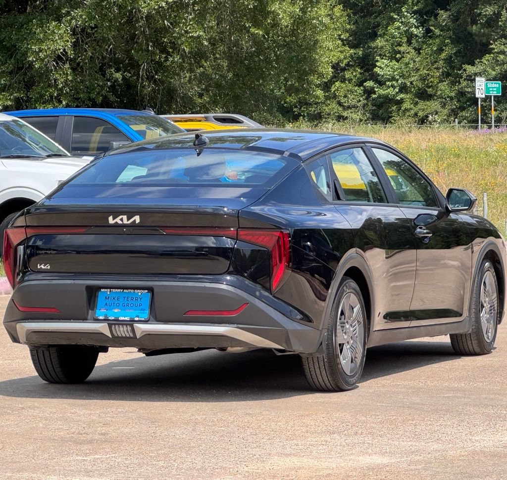Used 2025 Kia K4 FWD image 11