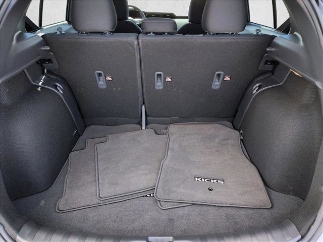 Used 2024 Nissan Kicks SV image 6