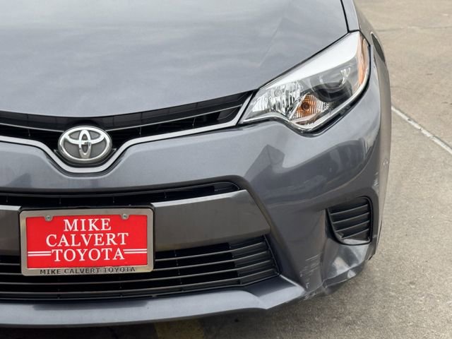 Used 2015 Toyota Corolla LE FWD image 4