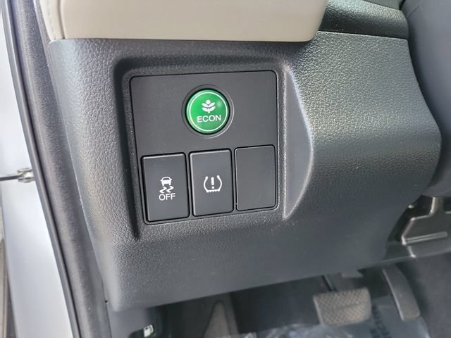 Used 2018 Honda HR-V LX image 25