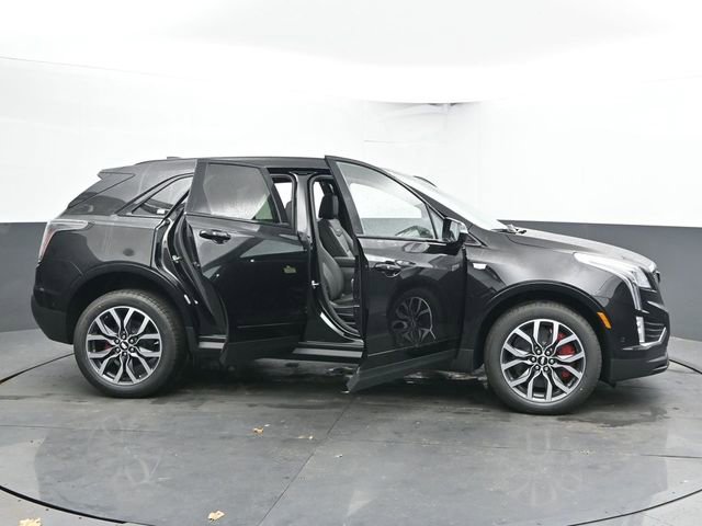 New 2026 Cadillac XT5 Sportv w/ LPO, Onyx Lite Package AWD/4WD image 53