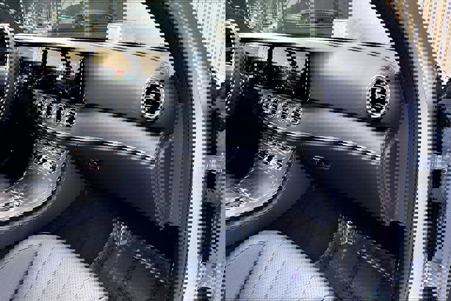 Used 2022 Mercedes-Benz E 350 Sedan image 18