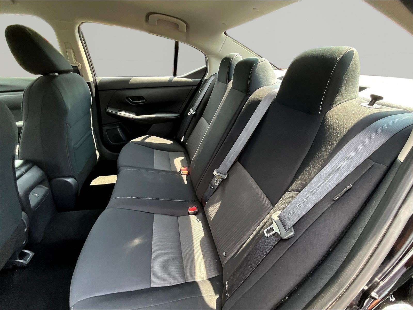 Used 2024 Nissan Sentra SV FWD image 21