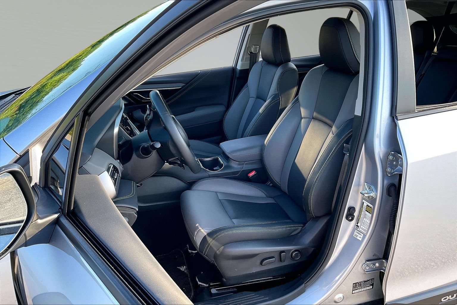 Certified 2024 Subaru Outback Onyx Edition AWD/4WD image 26