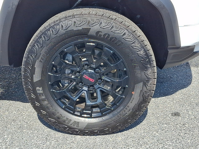 Certified 2026 GMC Canyon Elevation w/ Convenience Package AWD/4WD image 8