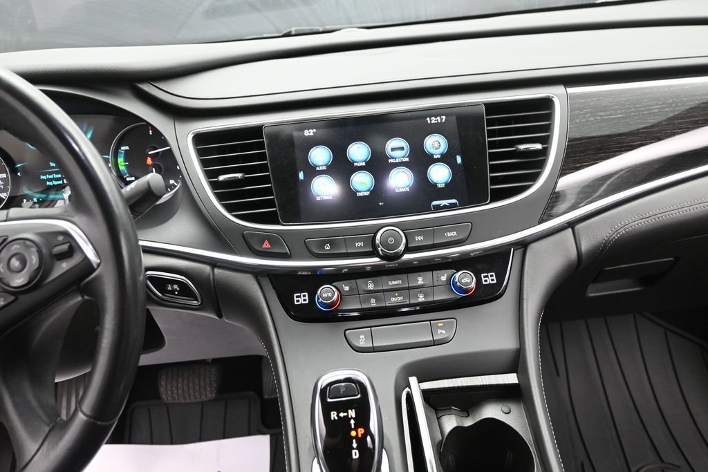 Used 2018 Buick LaCrosse Essence w/ Sun and Shade Package FWD image 26