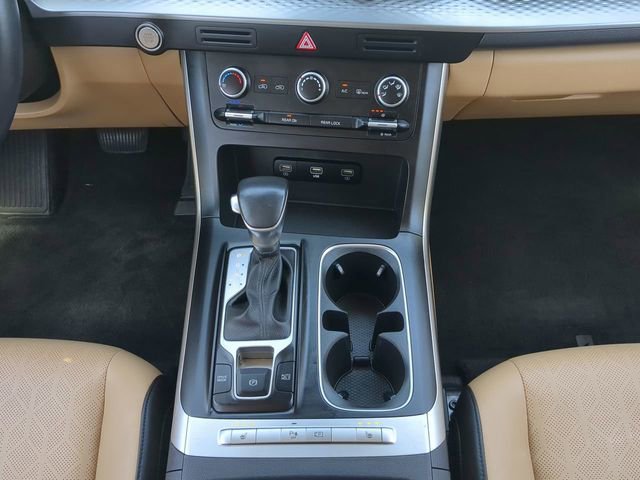 Used 2024 Kia Carnival LX image 22