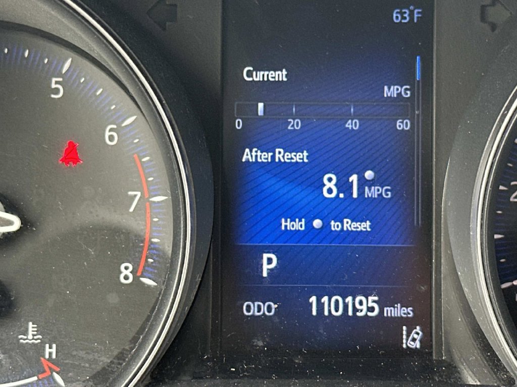 Used 2018 Toyota C-HR XLE FWD image 21