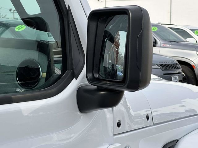 Used 2024 Jeep Wrangler Unlimited Sahara image 28