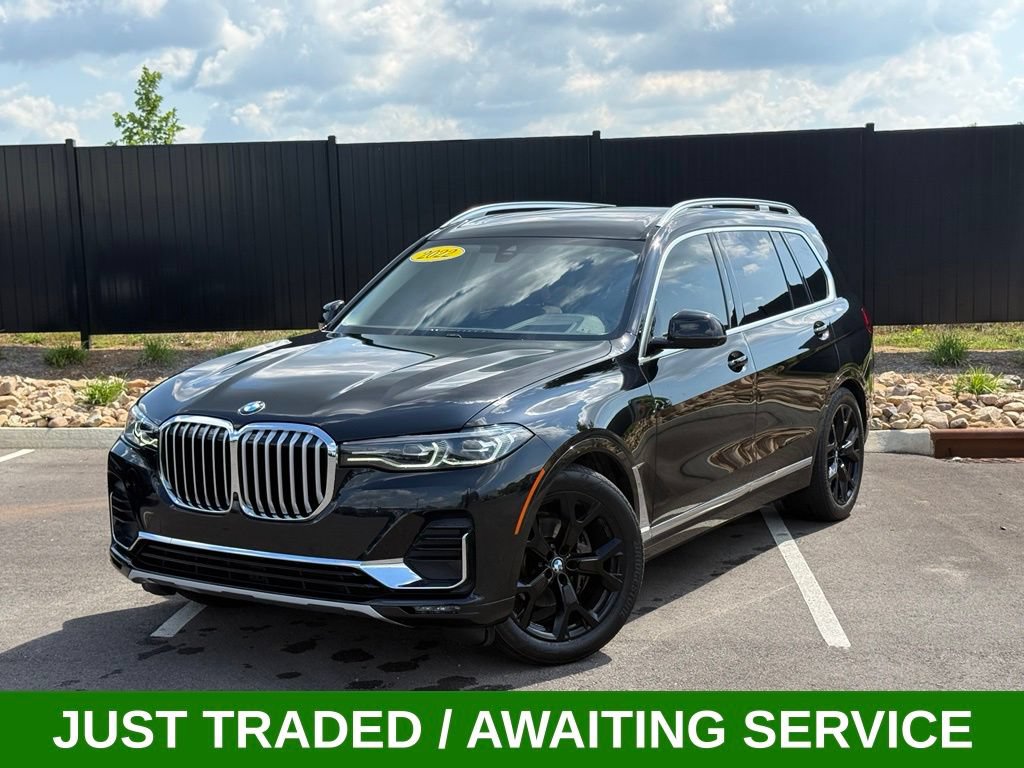 Used 2022 BMW X7 xDrive40i w/ Premium Package AWD/4WD image 1