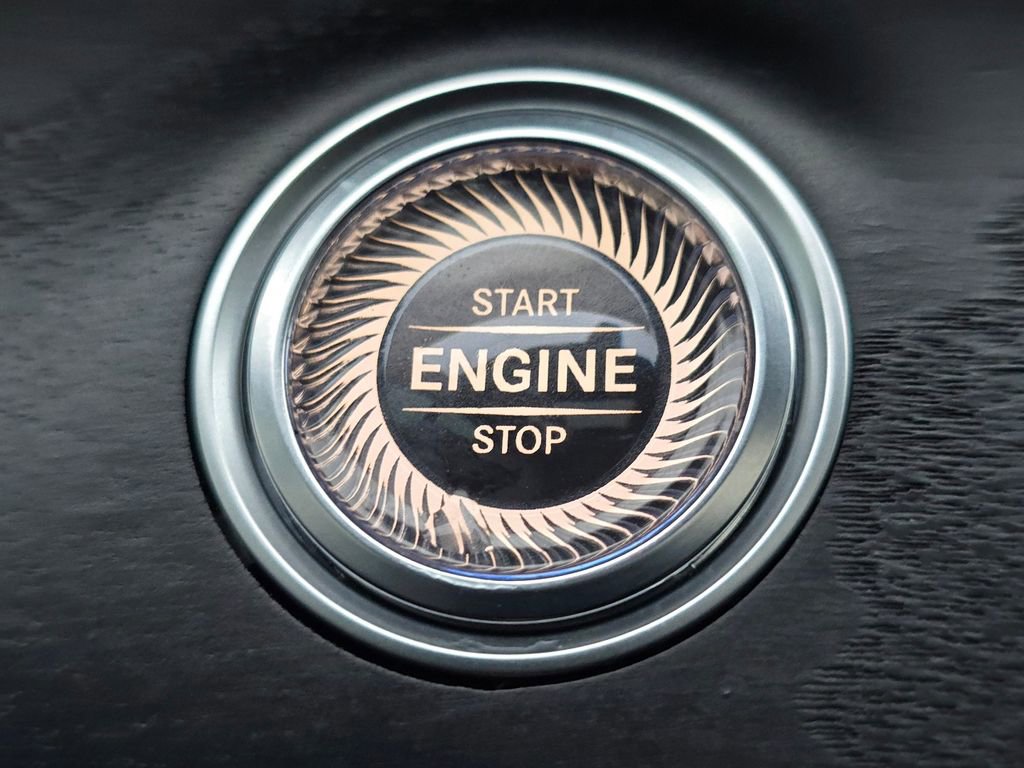 Certified 2021 Mercedes-Benz E 350 4MATIC Sedan image 37