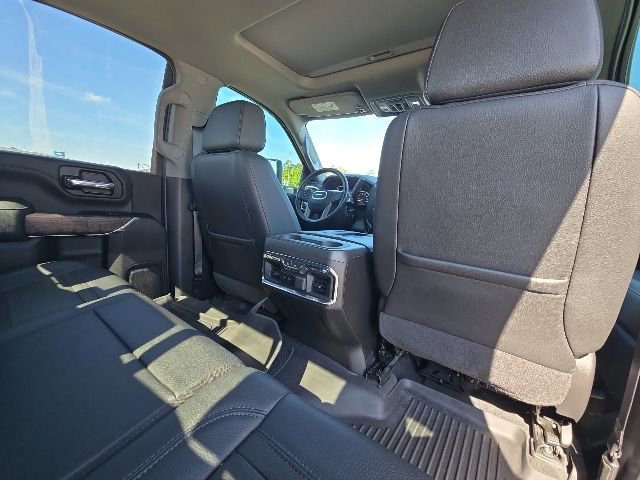 Used 2022 GMC Sierra 3500 Denali w/ Denali Ultimate Package AWD/4WD image 18