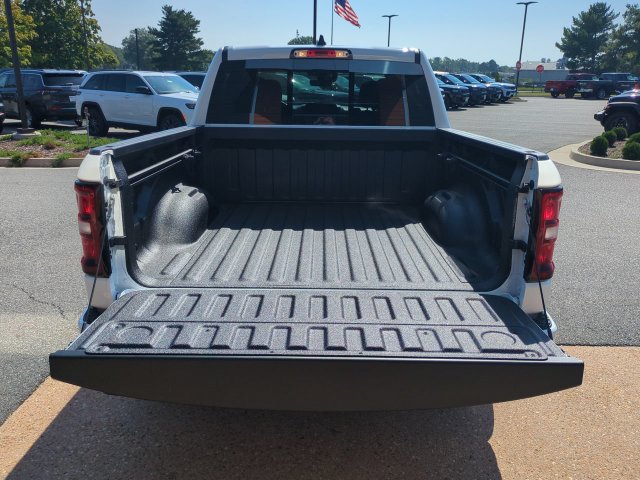 New 2027 RAM 1500 Express AWD/4WD image 13