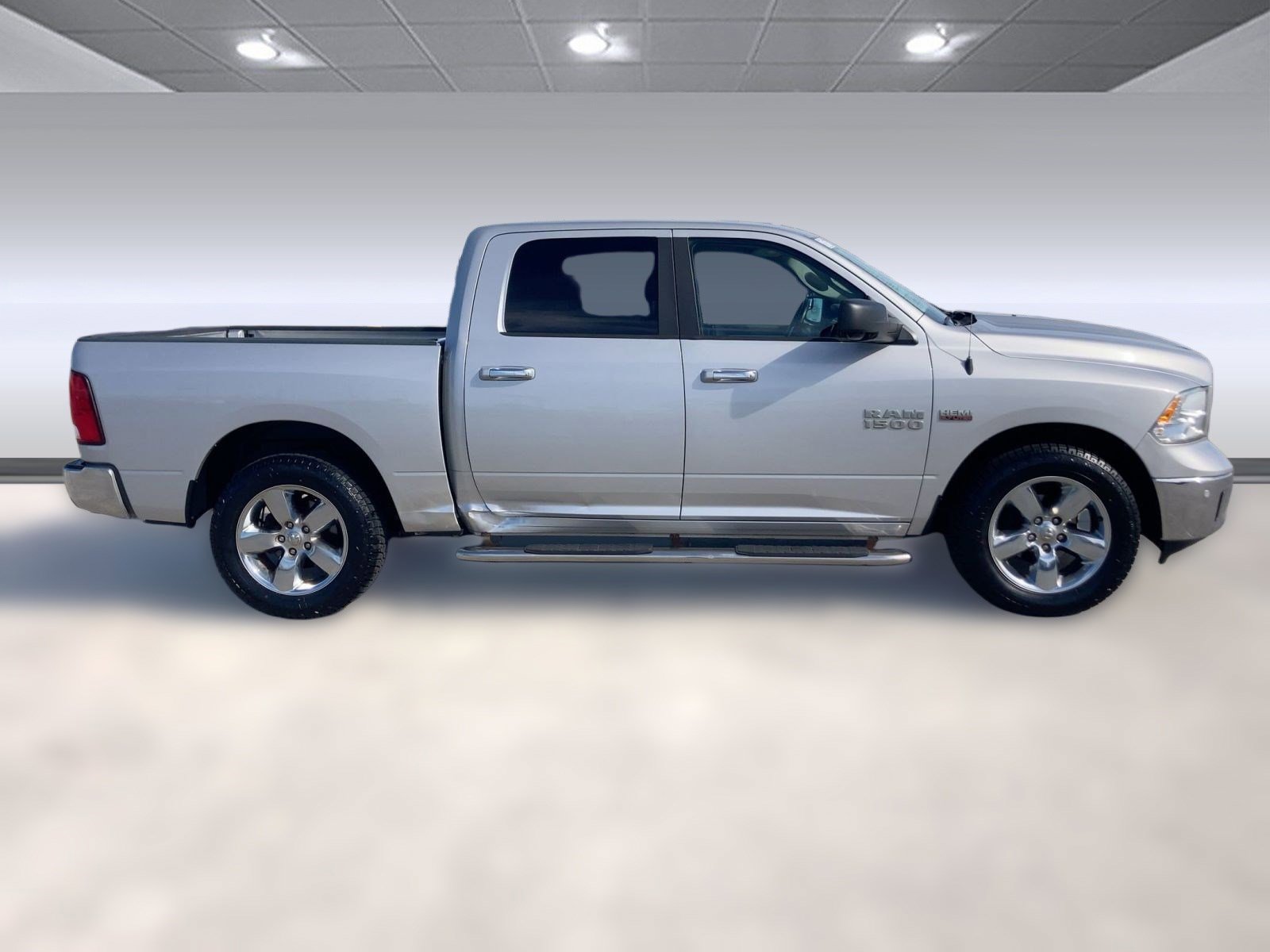 Used 2017 RAM 1500 Lone Star image 7