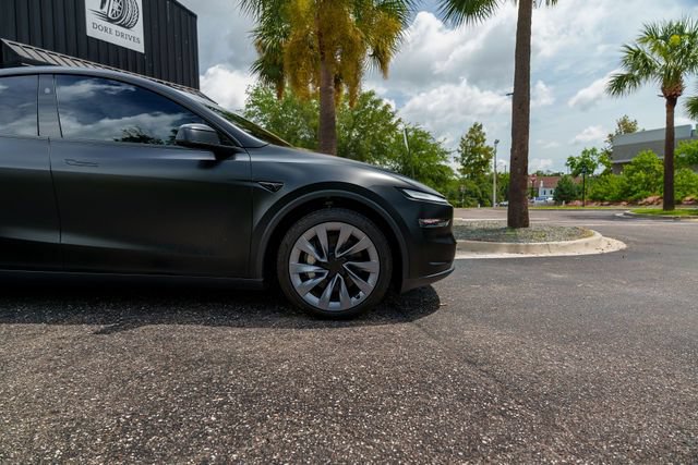 Used 2026 Tesla Model Y 2WD image 22
