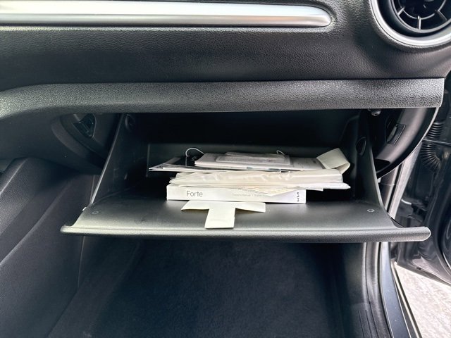 Used 2023 Kia Forte LXS image 40
