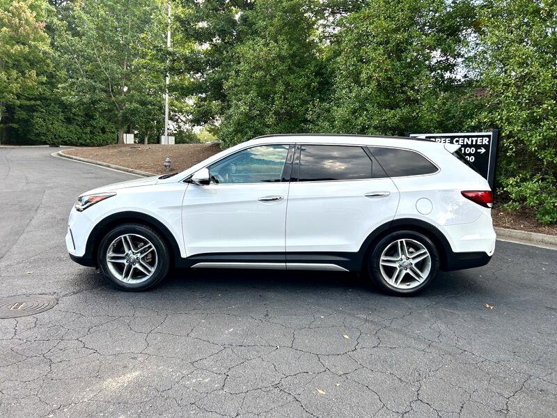 Used 2017 Hyundai Santa Fe Limited w/ Cargo Package image 4