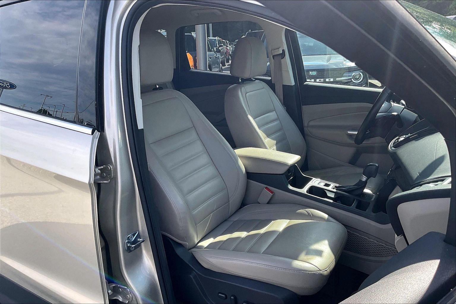 Certified 2017 Ford Escape Titanium AWD/4WD image 7