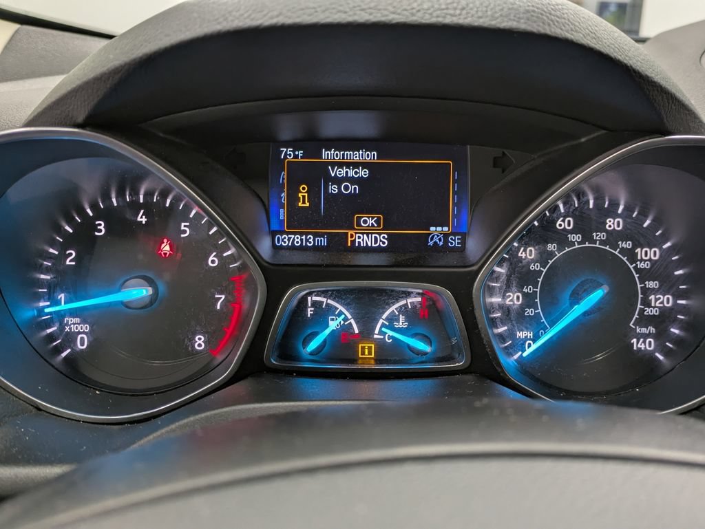 Used 2018 Ford Escape Titanium w/ Ford Safe & Smart Package AWD/4WD image 16