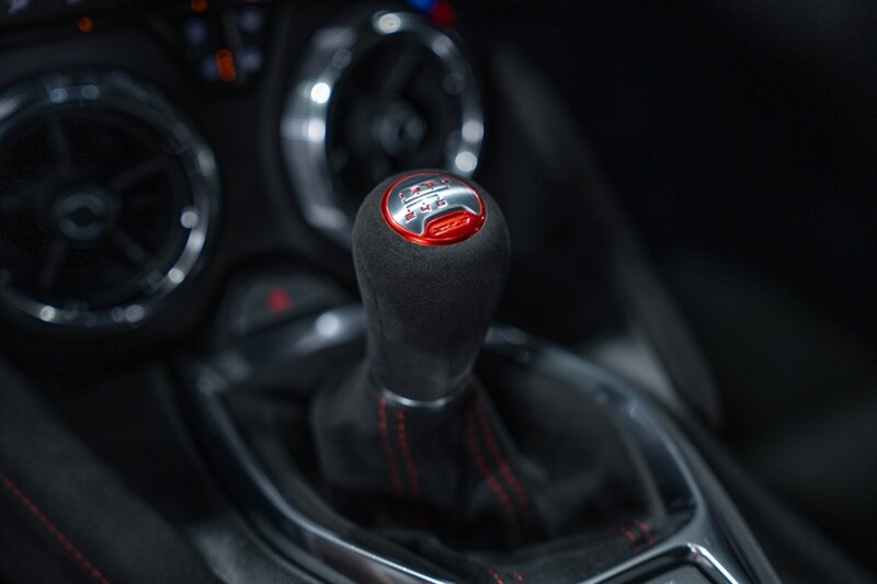 Used 2018 Chevrolet Camaro ZL1 RWD image 50