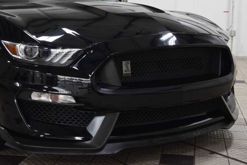 Used 2020 Ford Mustang Shelby GT350 w/ Technology Package image 13