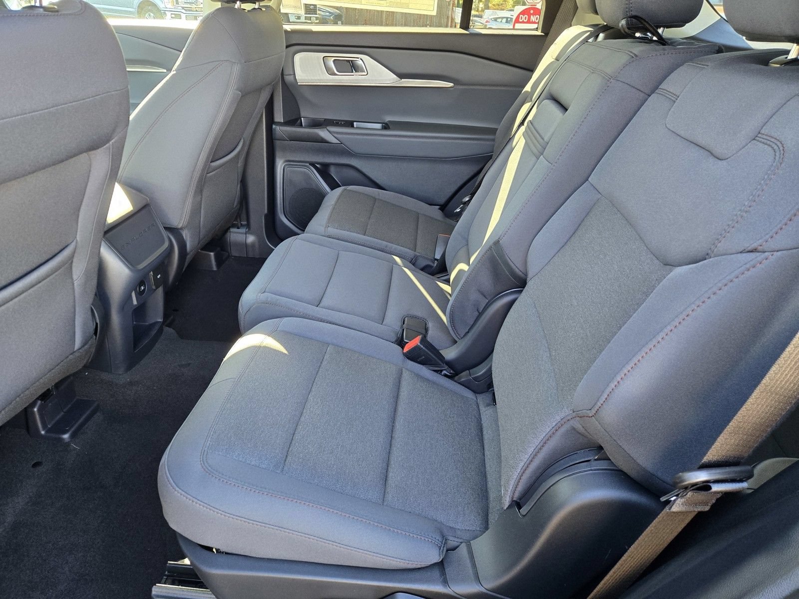 New 2026 Ford Explorer Active AWD/4WD image 17