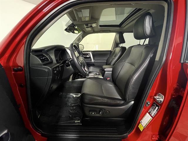 Certified 2024 Toyota 4Runner SR5 Premium w/ Moonroof Package AWD/4WD image 9