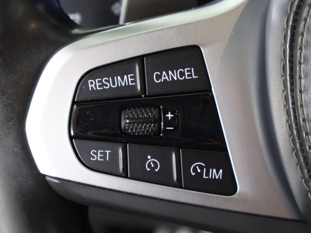 Used 2022 BMW X5 xDrive40i AWD/4WD image 47