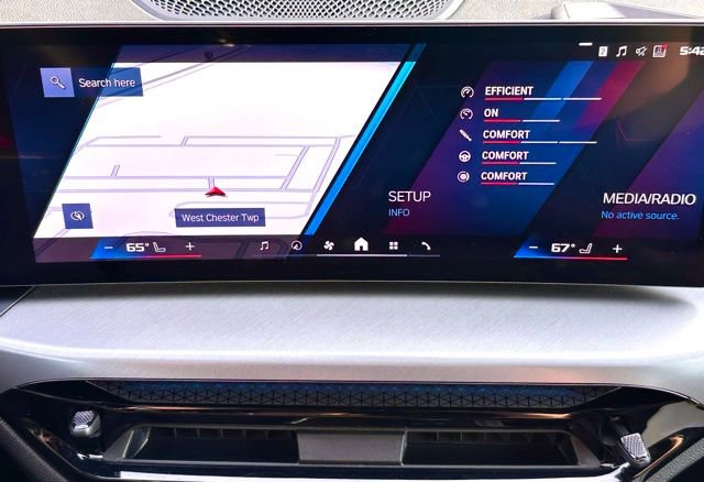 Used 2025 BMW M2 w/ Lighting Package image 23