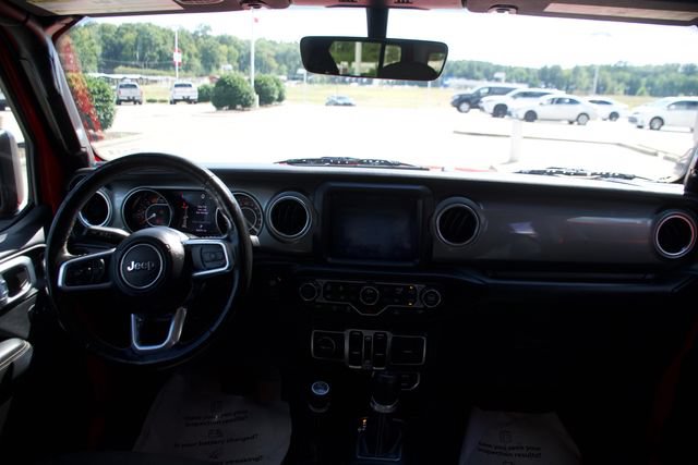 Used 2023 Jeep Wrangler Unlimited Sahara w/ Cold Weather Group AWD/4WD image 12
