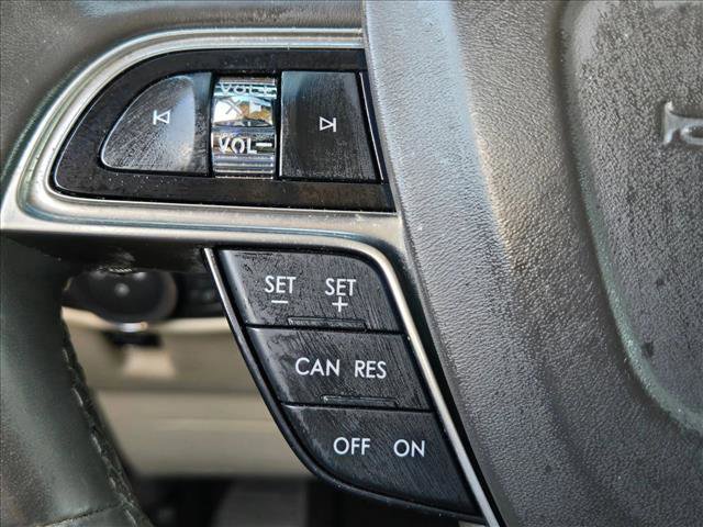 Used 2019 Lincoln Nautilus Reserve image 11