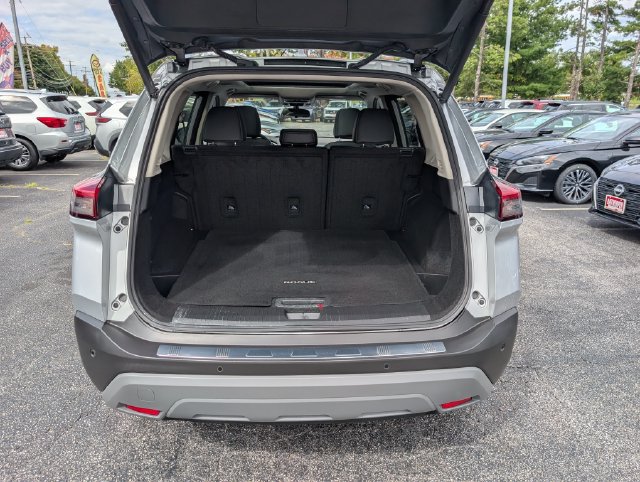 Used 2023 Nissan Rogue SV w/ SV Premium B Package AWD/4WD image 13