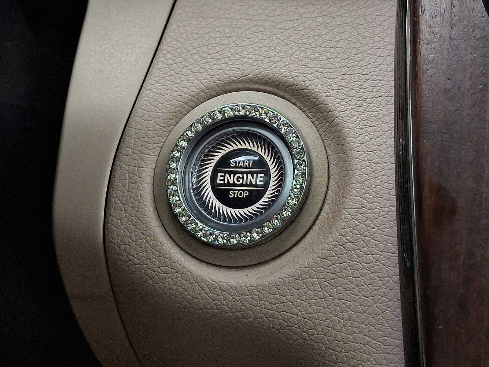 Used 2022 Mercedes-Benz GLC 300 4MATIC image 25