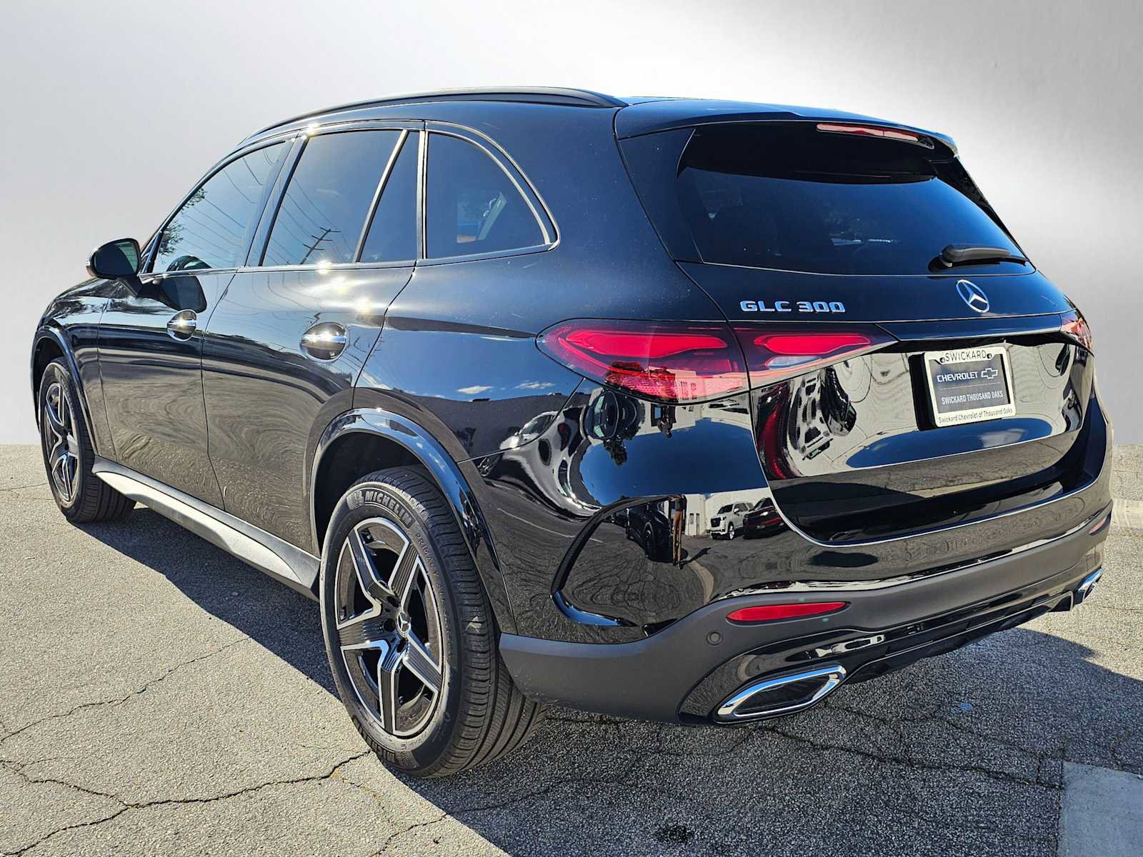 Used 2025 Mercedes-Benz GLC 300 image 5