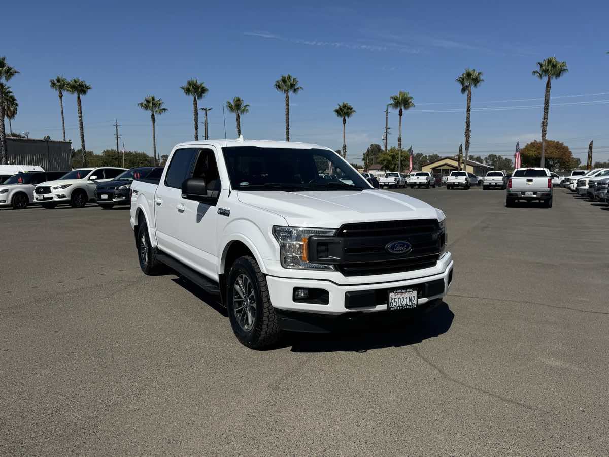 Used 2018 Ford F150 XLT w/ Equipment Group 302A Luxury AWD/4WD image 3