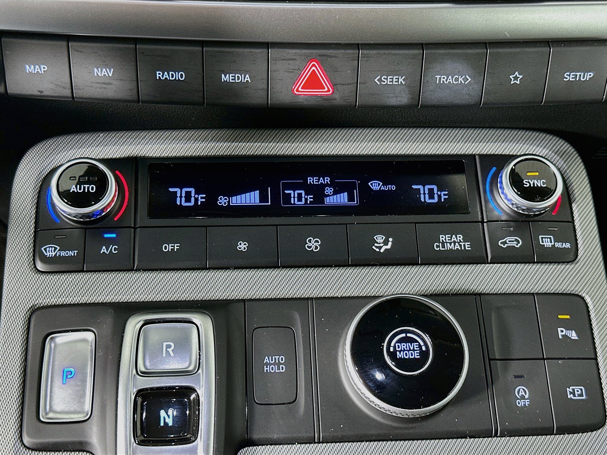 Used 2025 Hyundai Palisade SEL FWD image 24