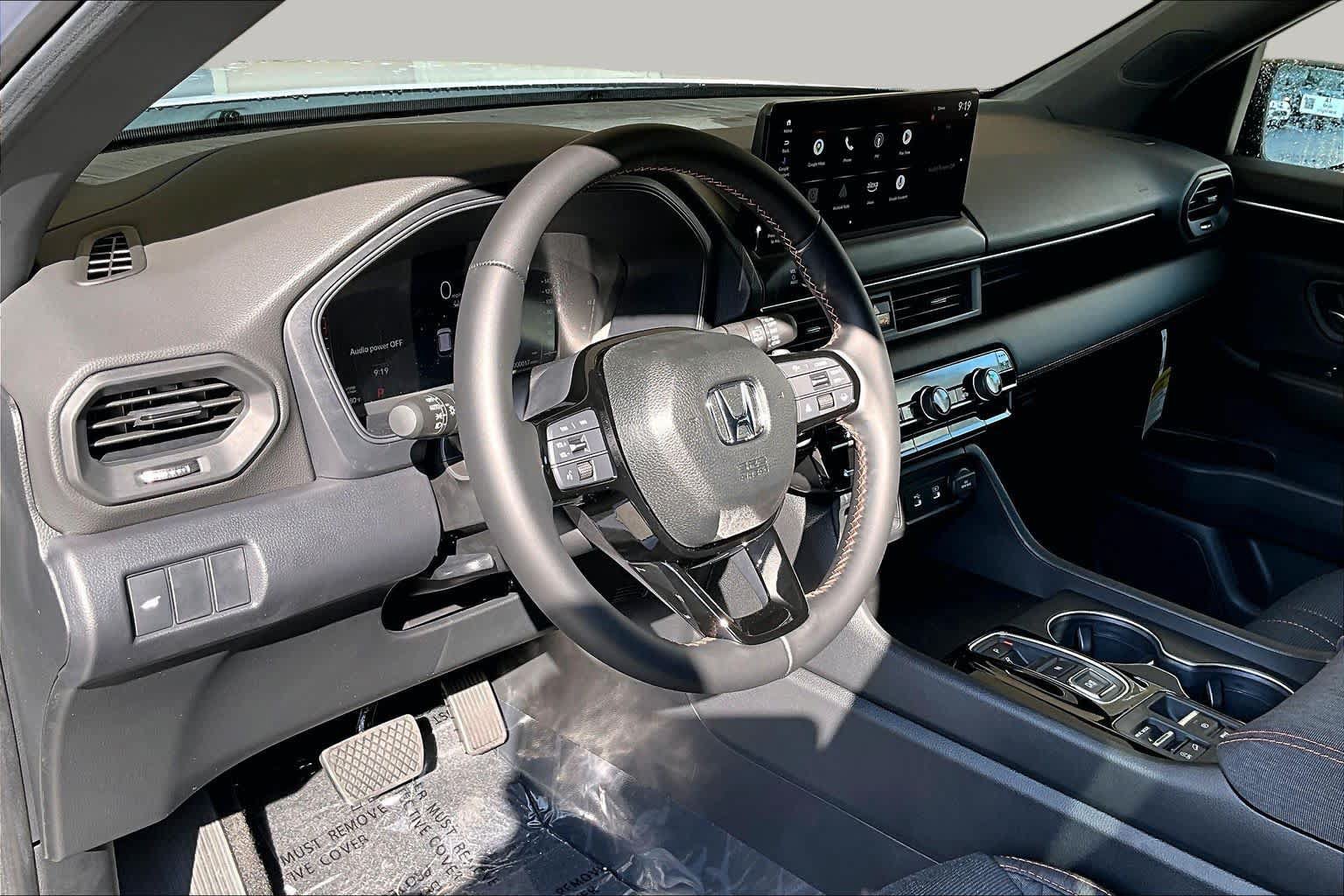 New 2026 Honda Pilot Sport image 10