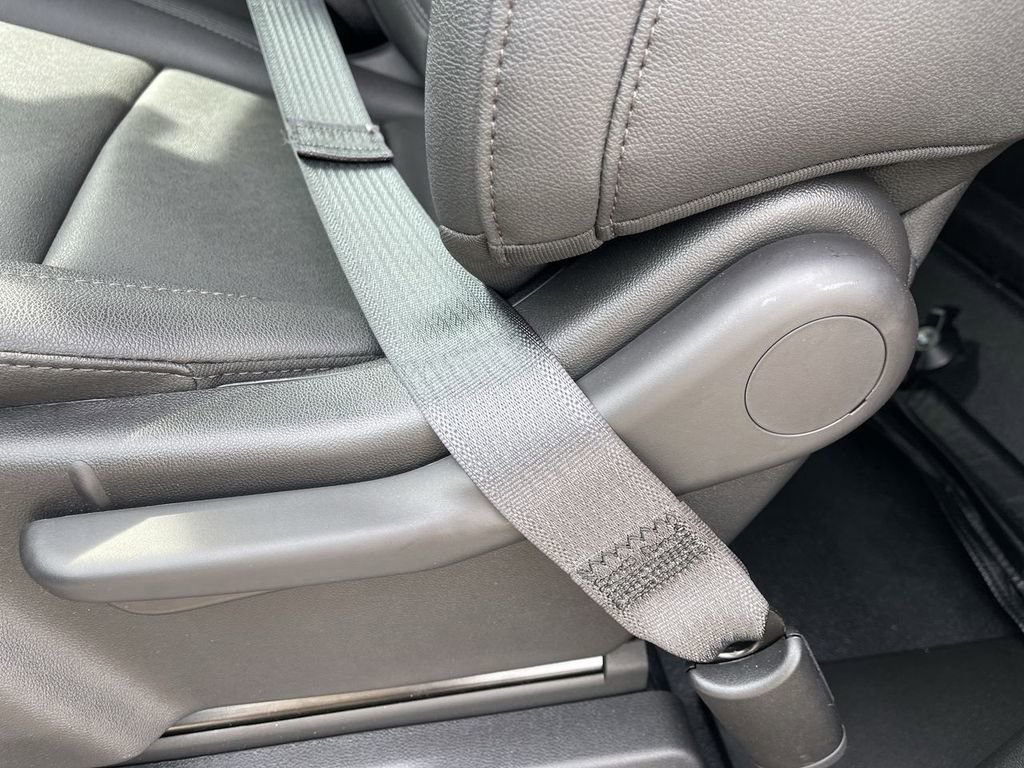 New 2026 Chevrolet Silverado 1500 W/T w/ WT Value Package AWD/4WD image 12