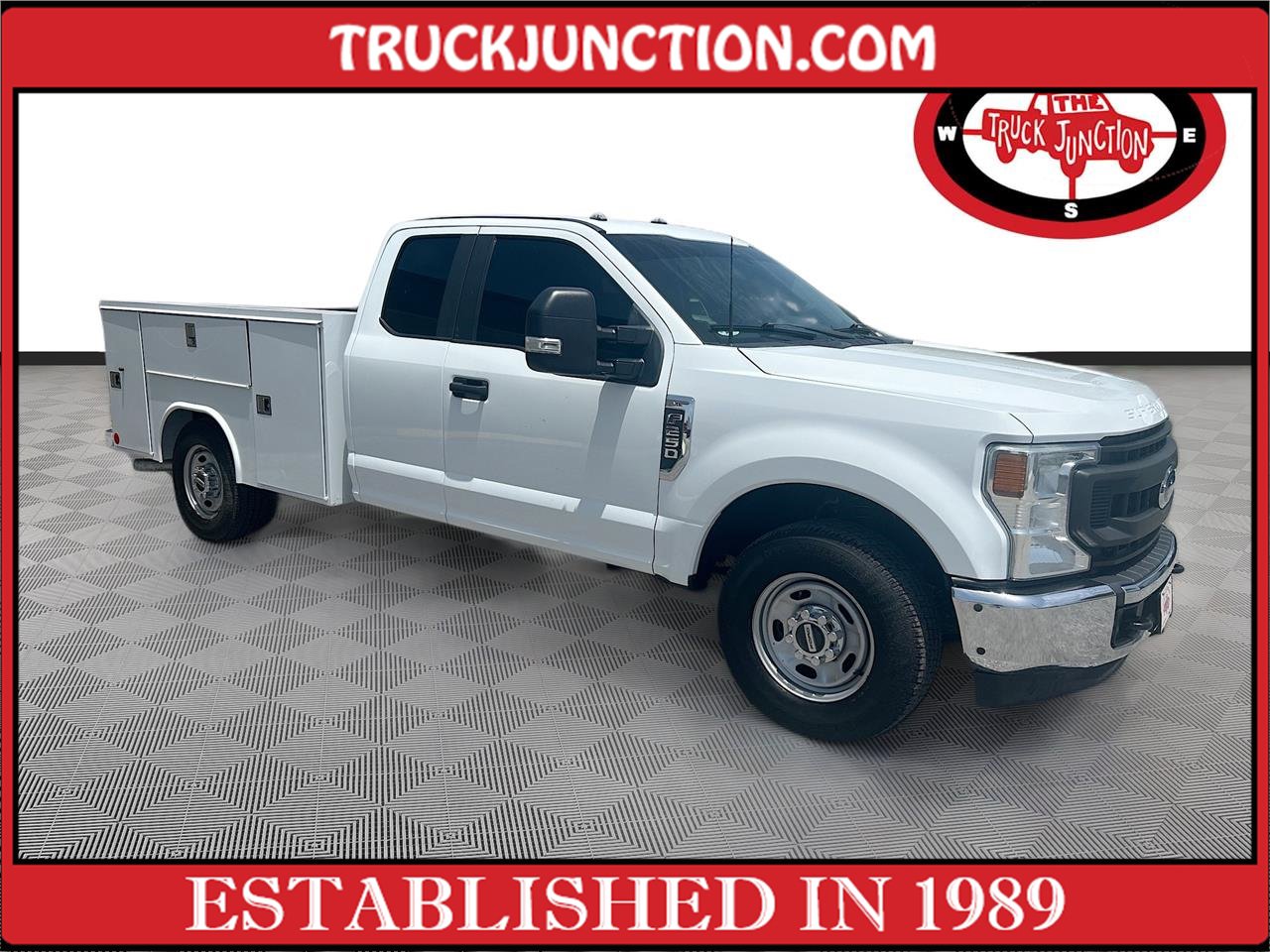 Used 2022 Ford F250 XL w/ Power Equipment Group RWD image 1