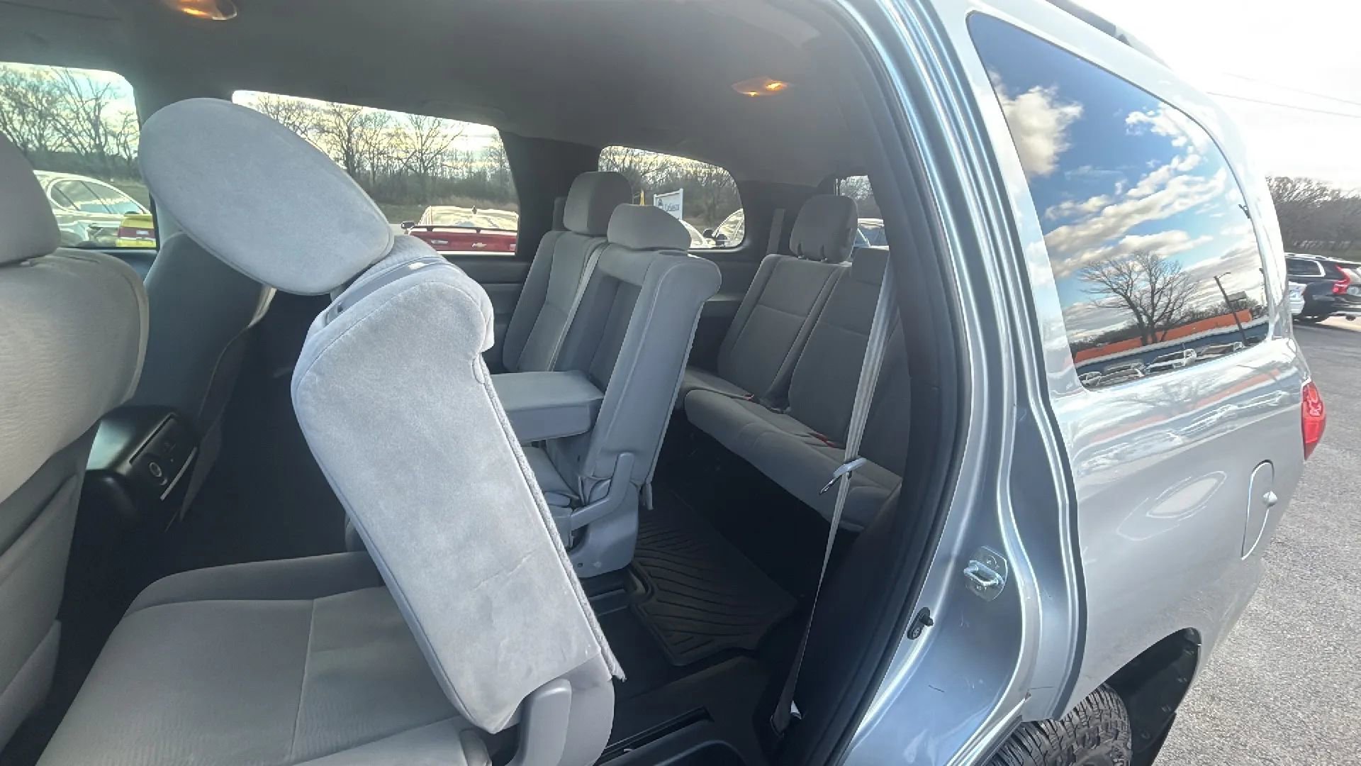 Used 2014 Toyota Sequoia SR5 image 30