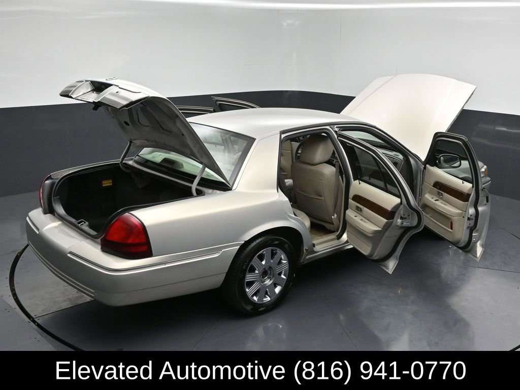 Used 2011 Mercury Grand Marquis LS RWD image 26