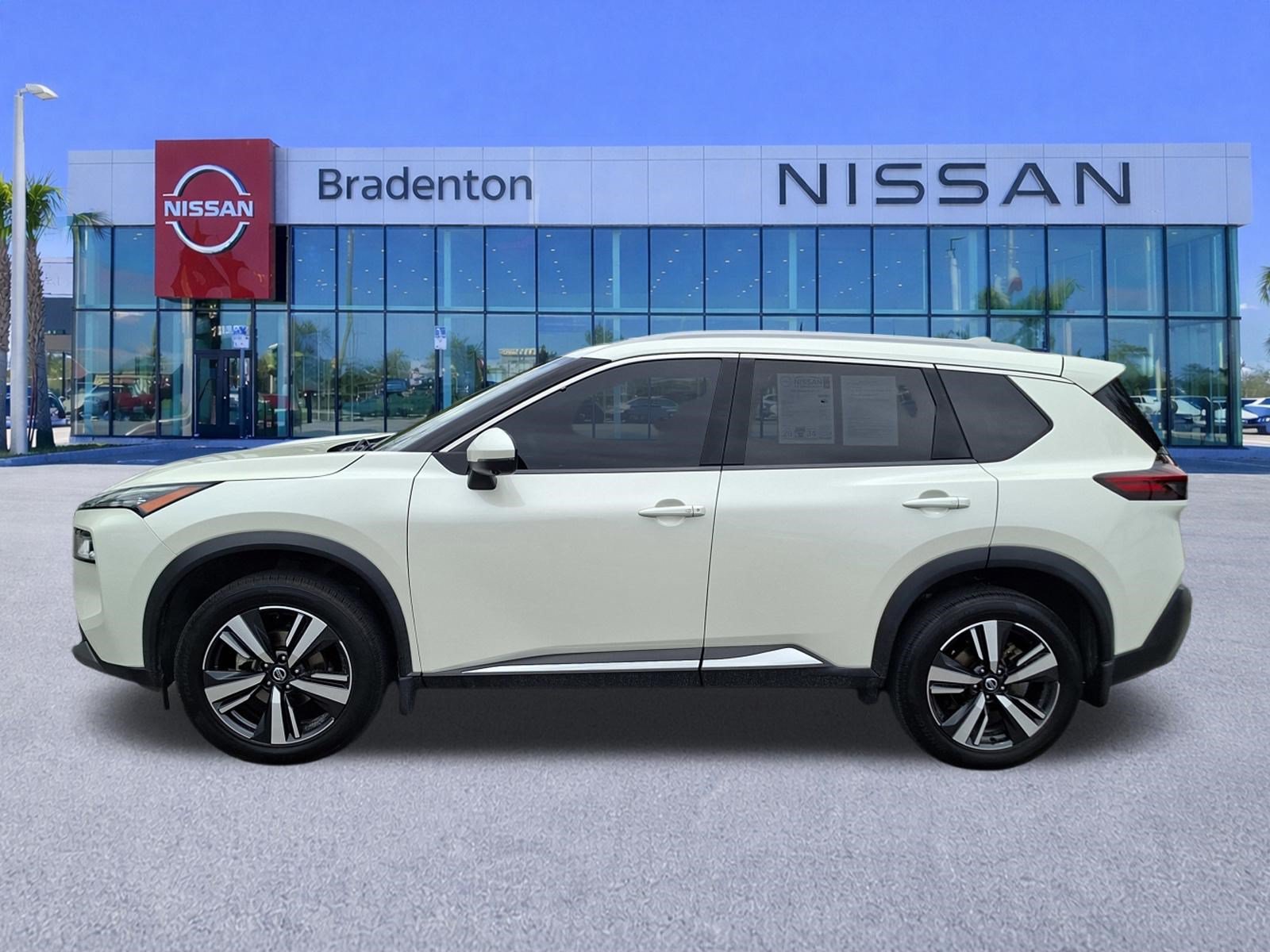 Certified 2021 Nissan Rogue SL FWD image 8