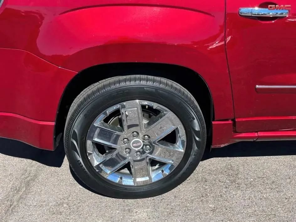 Used 2014 GMC Acadia Denali AWD/4WD image 18