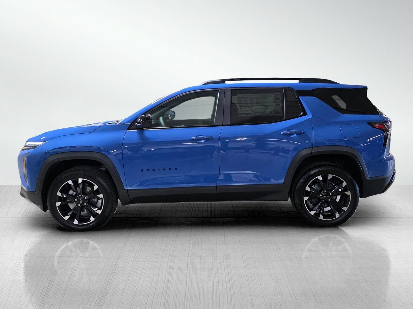 New 2027 Chevrolet Equinox RS FWD image 4