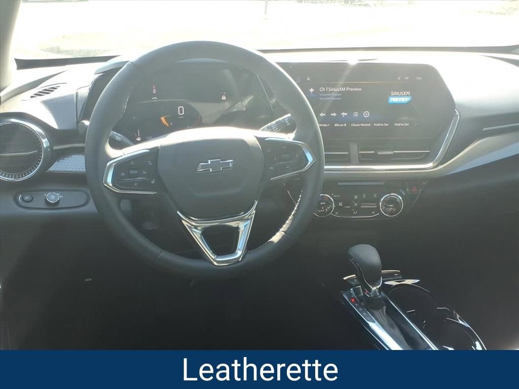 New 2026 Chevrolet Trax ACTIV w/ Sunroof Package image 2