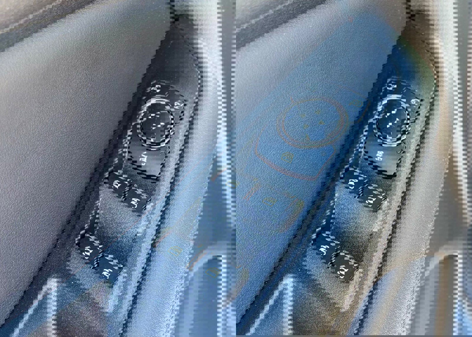 Certified 2024 Ford Edge SEL w/ Convenience Package image 28