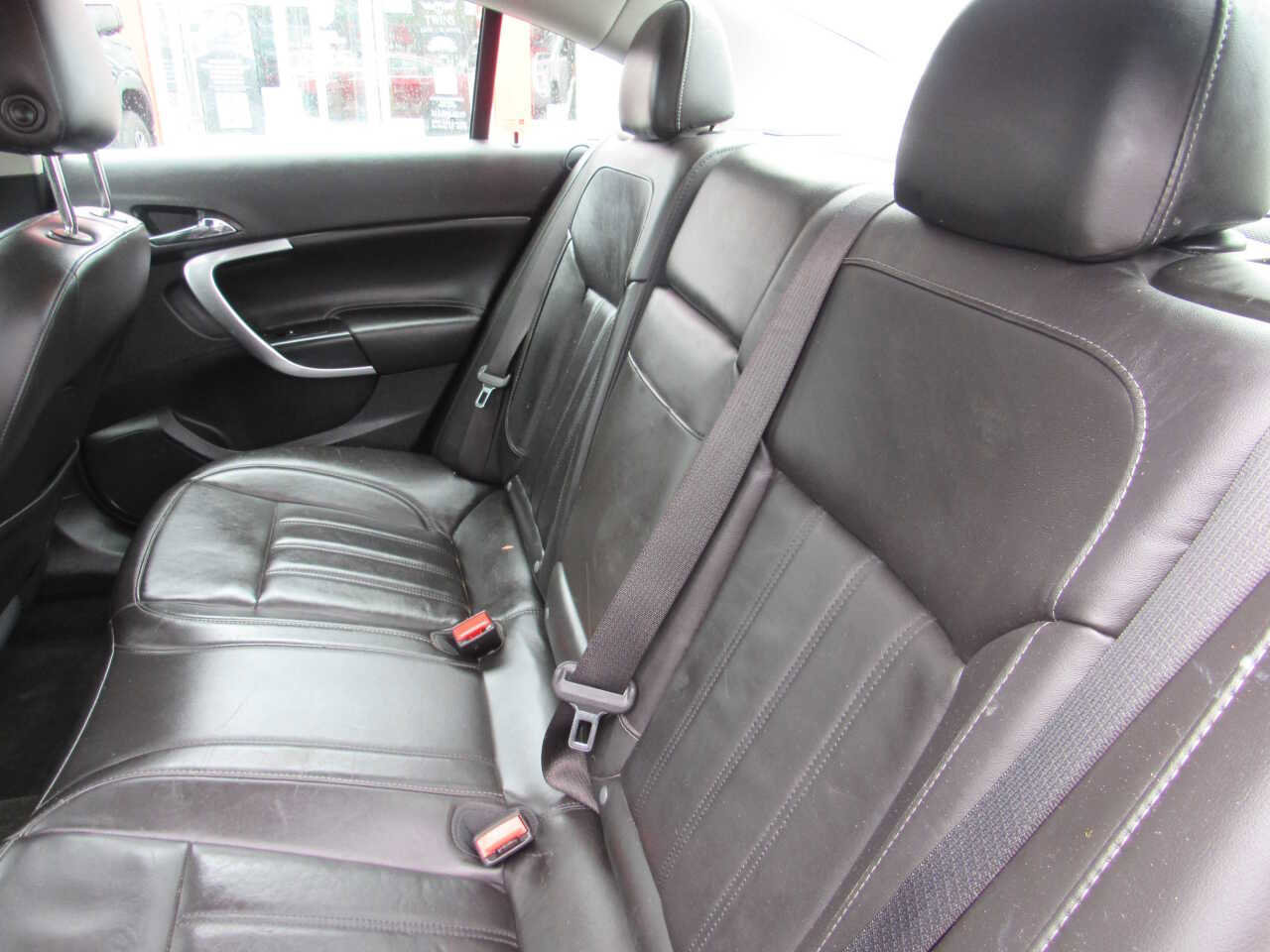 Used 2013 Buick Regal Premium image 18